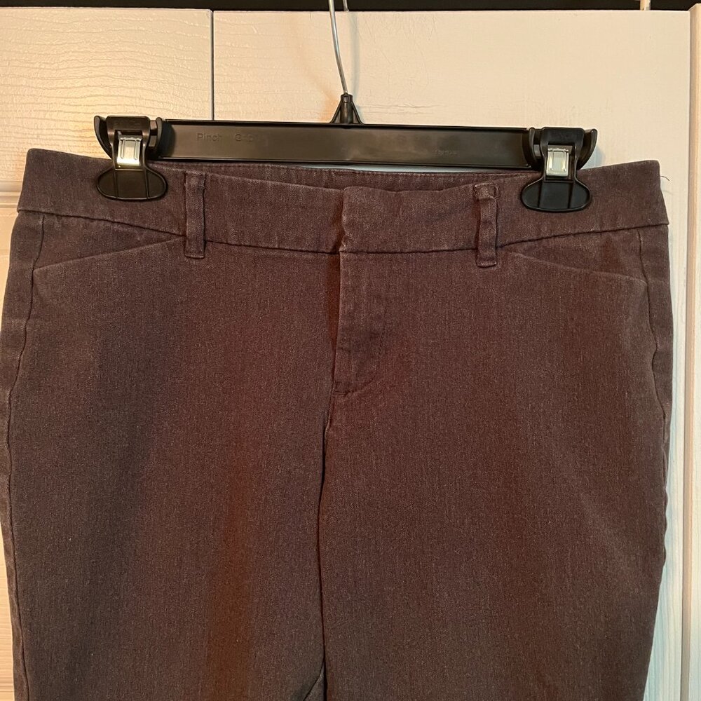 Capris - Picture 2 of 4